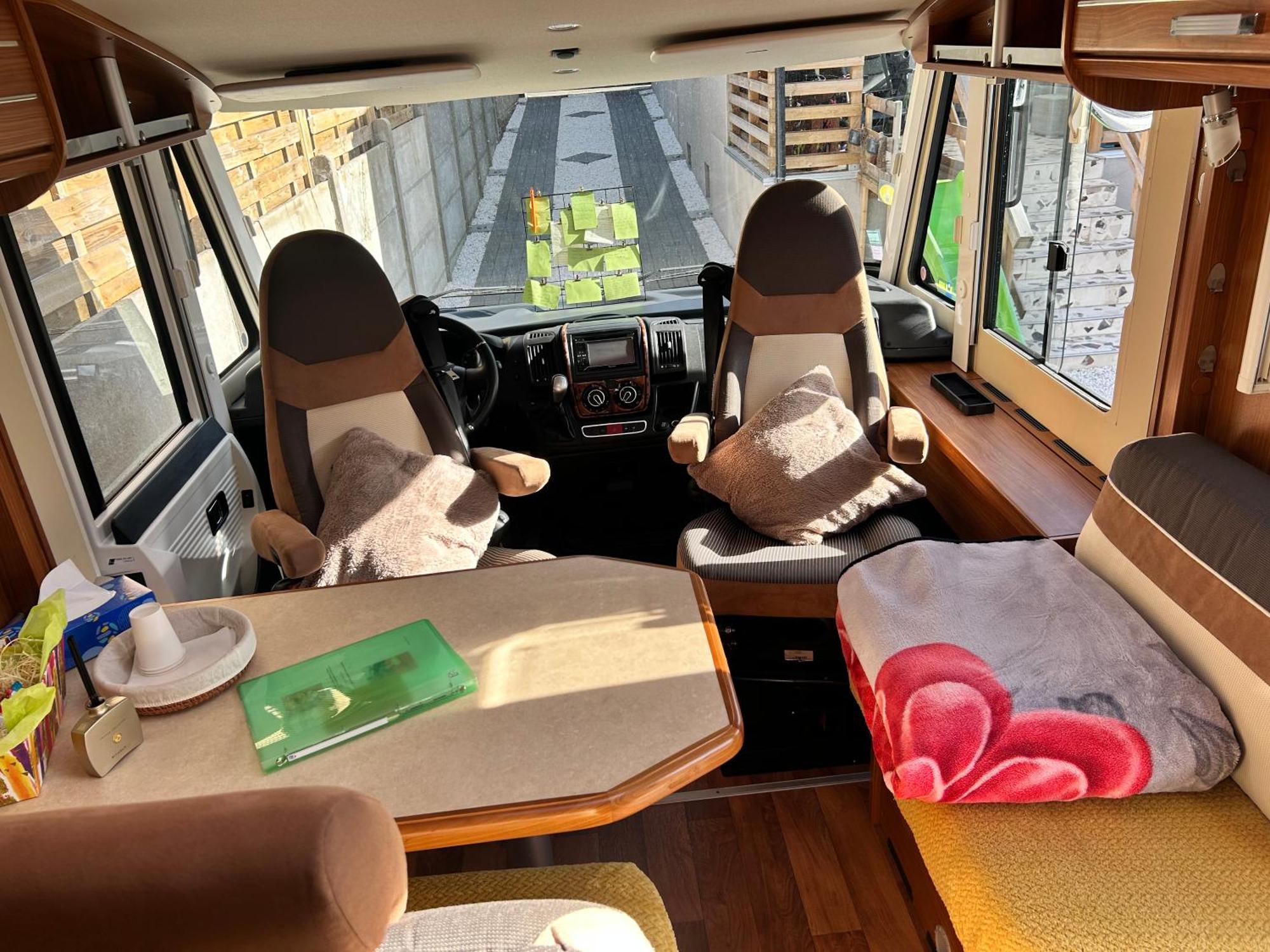 Terrain De Loisirs En Plein Centre De Lievin Camping Car Eksteriør bilde